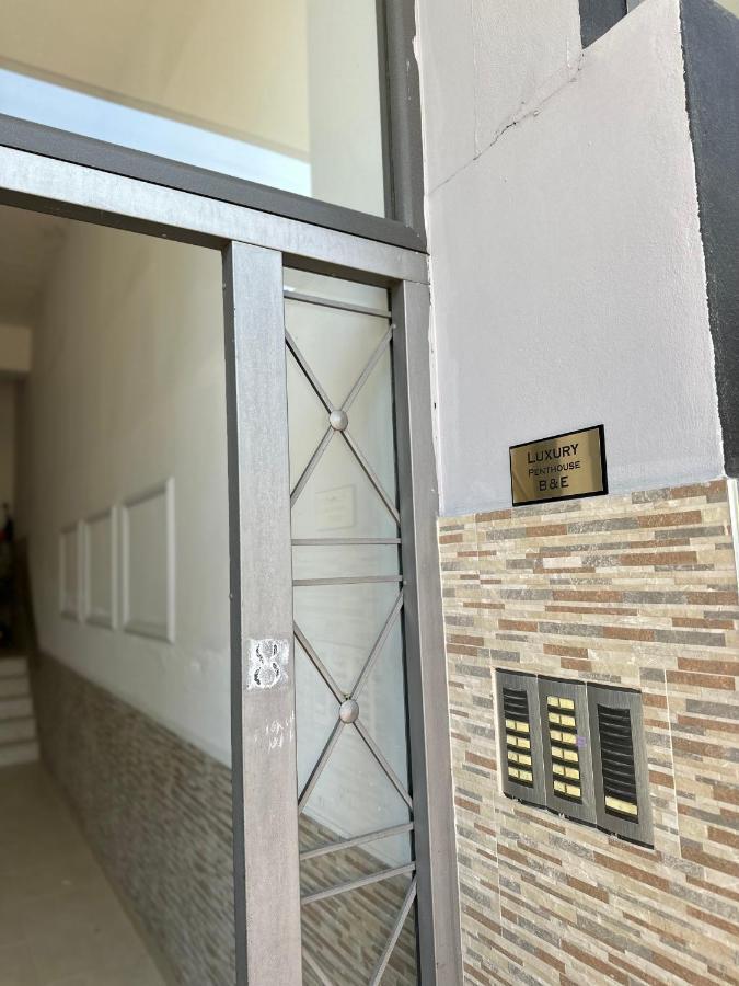 Luxury Penthouse B&E Apartment Саранде Екстериор снимка