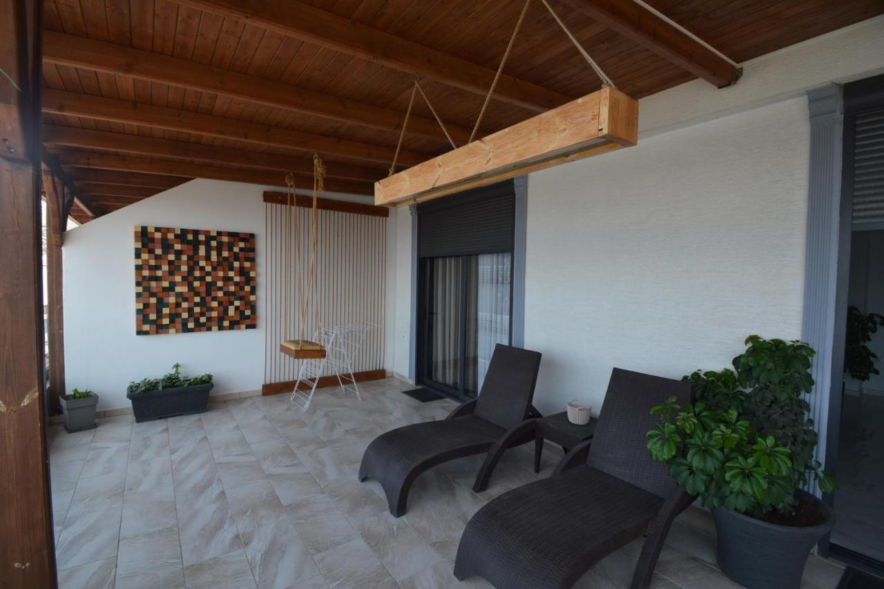 Luxury Penthouse B&E Apartment Саранде Екстериор снимка