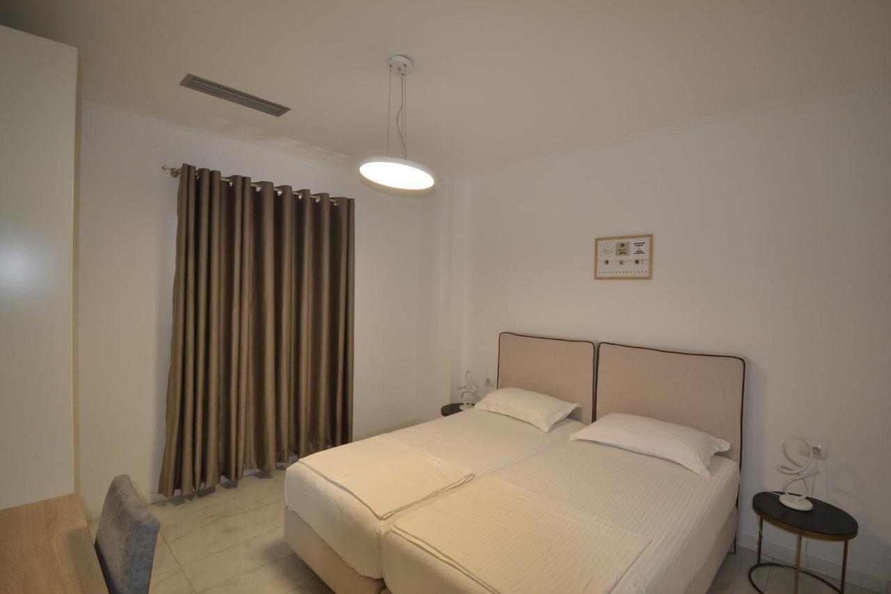 Luxury Penthouse B&E Apartment Саранде Екстериор снимка