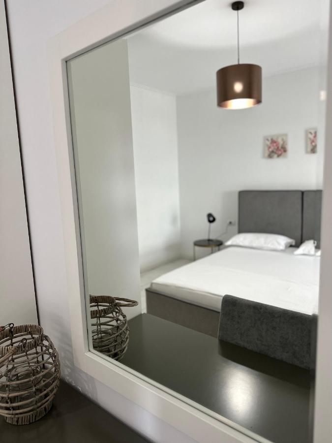 Luxury Penthouse B&E Apartment Саранде Екстериор снимка