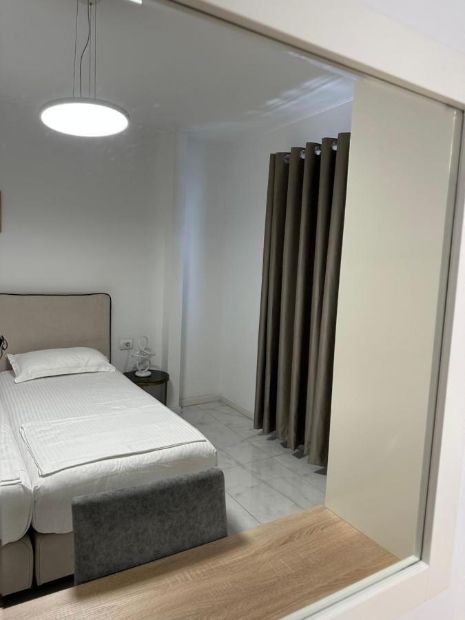 Luxury Penthouse B&E Apartment Саранде Екстериор снимка