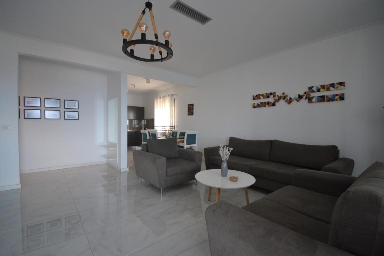 Luxury Penthouse B&E Apartment Саранде Екстериор снимка